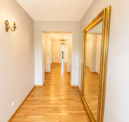 Casa, 9 rooms, 532 mp Bucuresti/Iancu Nicolae