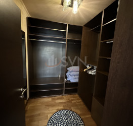 Casa, 9 rooms, 550 mp Bucuresti/Pipera