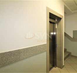Spatiu comercial cu loc parcare exterior inclus Bucuresti/Aviatiei