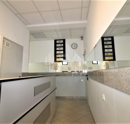 Spatiu comercial cu loc parcare exterior inclus Bucuresti/Aviatiei