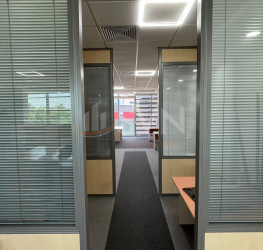 Spatiu comercial cu loc parcare exterior inclus Bucuresti/Aviatiei