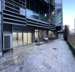 Spatiu comercial cu loc parcare exterior inclus Bucuresti/Aviatiei