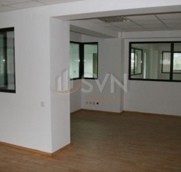 Spatiu comercial cu loc parcare exterior inclus Bucuresti/1 Mai