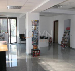 Spatiu comercial cu loc parcare exterior inclus Bucuresti/1 Mai
