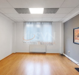 Spatiu comercial cu loc parcare exterior inclus Brasov/Brasovul Vechi