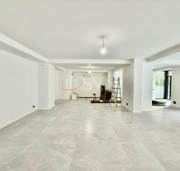 Spatiu comercial cu loc parcare exterior inclus Bucuresti/13 Septembrie