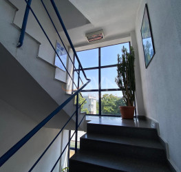 Spatiu comercial cu loc parcare exterior inclus Bucuresti/Aviatiei