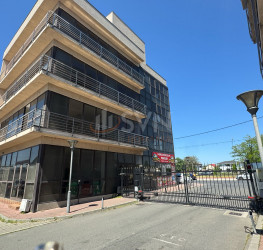Spatiu comercial cu loc parcare exterior inclus Bucuresti/Industriilor