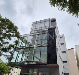 Spatiu comercial cu loc parcare exterior inclus Bucuresti/Herastrau