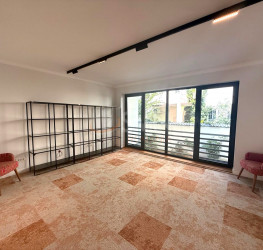 Spatiu comercial cu loc parcare exterior inclus Bucuresti/Lacul Tei