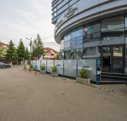 Spatiu comercial cu loc parcare exterior inclus Ilfov/Voluntari