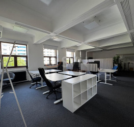 Spatiu comercial cu loc parcare exterior inclus Bucuresti/Dudesti