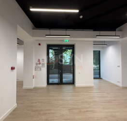 Spatiu comercial cu loc parcare exterior inclus Bucuresti/Cotroceni