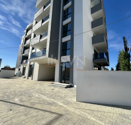 Spatiu comercial cu loc parcare exterior inclus Bucuresti/Pipera