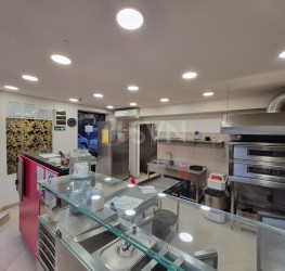 Spatiu comercial cu loc parcare exterior inclus Bucuresti/Uverturii