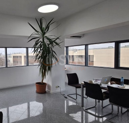 Spatiu comercial cu loc parcare exterior inclus Bucuresti/Aviatiei