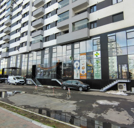 Spatiu comercial cu loc parcare exterior inclus Bucuresti/Mihai Bravu