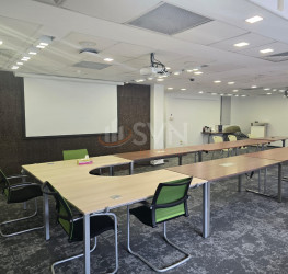 Spatiu comercial cu loc parcare exterior inclus Bucuresti/P-ta Presei Libere