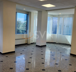 Spatiu comercial cu loc parcare exterior inclus Bucuresti/Jiului