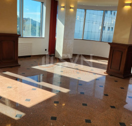 Spatiu comercial cu loc parcare exterior inclus Bucuresti/Jiului