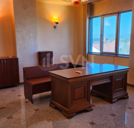 Spatiu comercial cu loc parcare exterior inclus Bucuresti/Jiului