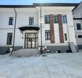 Spatiu comercial cu loc parcare exterior inclus Bucuresti/Cismigiu