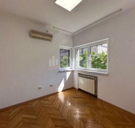 Spatiu comercial cu loc parcare exterior inclus Bucuresti/Dorobanti