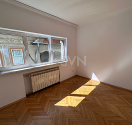 Spatiu comercial cu loc parcare exterior inclus Bucuresti/Dorobanti