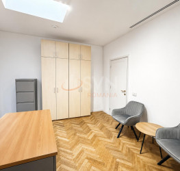Spatiu comercial cu loc parcare exterior inclus Bucuresti/P-ta Victoriei