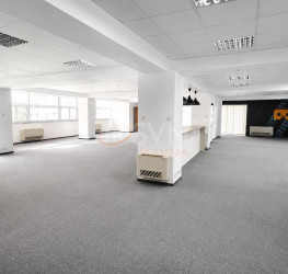 Spatiu comercial cu loc parcare exterior inclus Bucuresti/P-ta Presei Libere