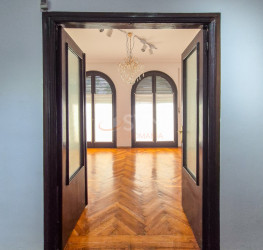 Spatiu comercial cu loc parcare exterior inclus Bucuresti/P-ta Romana