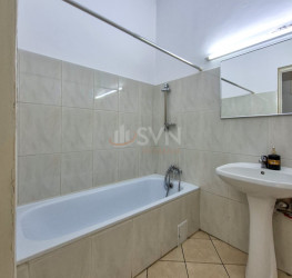 Spatiu comercial cu loc parcare exterior inclus Bucuresti/P-ta Romana