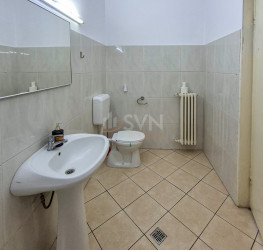 Spatiu comercial cu loc parcare exterior inclus Bucuresti/P-ta Romana