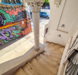 Spatiu comercial cu loc parcare exterior inclus Bucuresti/P-ta Romana