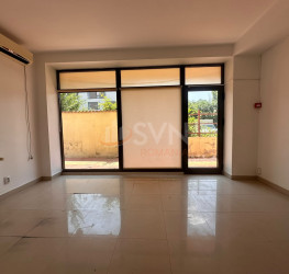 Spatiu comercial cu loc parcare exterior inclus Bucuresti/Aviatiei