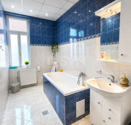 Spatiu comercial cu loc parcare exterior inclus Bucuresti/Capitale