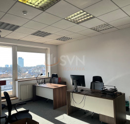 Spatiu comercial cu loc parcare subteran inclus Bucuresti/Aviatorilor