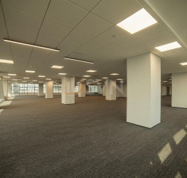 Spatiu comercial cu loc parcare subteran inclus Bucuresti/Pipera