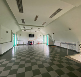 Spatiu comercial cu loc parcare subteran inclus Bucuresti/Piata Muncii