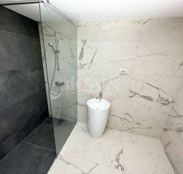 Spatiu comercial cu loc parcare subteran inclus Bucuresti/Herastrau