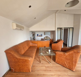 Spatiu comercial cu loc parcare subteran inclus Ialomita/Centru