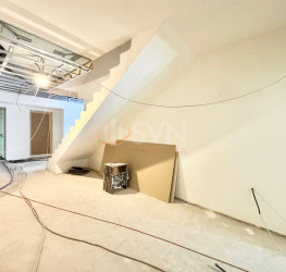 Spatiu comercial cu loc parcare subteran inclus Bucuresti/Calea Victoriei