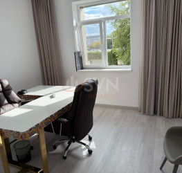 Spatiu comercial cu loc parcare subteran inclus Bucuresti/Vitan