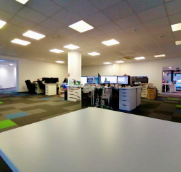 Spatiu comercial cu loc parcare subteran inclus Bucuresti/Universitate