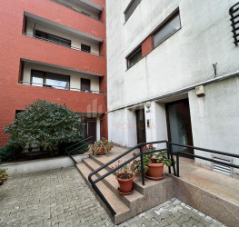 Spatiu comercial cu loc parcare subteran inclus Bucuresti/Gara De Nord