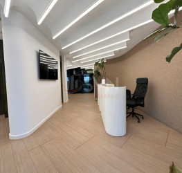 Spatiu comercial cu loc parcare subteran inclus Bucuresti/Pipera