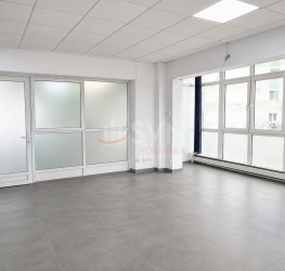 Spatiu comercial cu loc parcare subteran inclus Bucuresti/Domenii