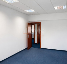 Spatiu comercial cu loc parcare subteran inclus Bucuresti/Domenii