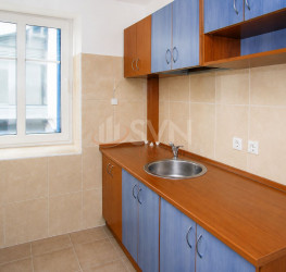 Spatiu comercial cu loc parcare subteran inclus Bucuresti/Domenii