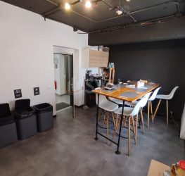 Spatiu comercial cu loc parcare subteran inclus Bucuresti/Polona
